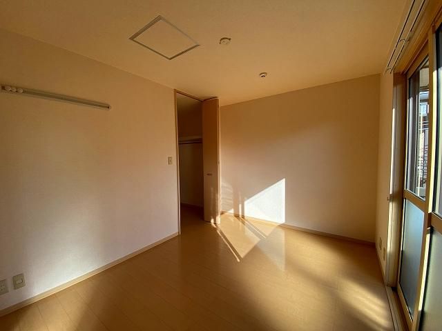 �y�Q���z�@