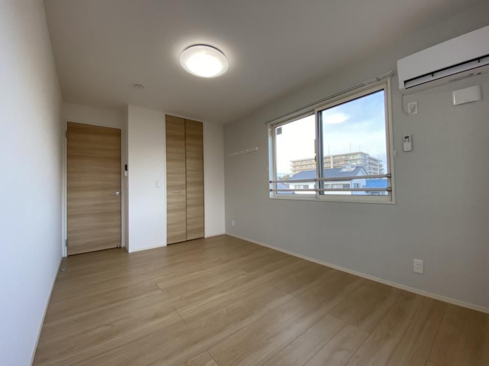 �y���̑������E�X�y�[�X�z�@