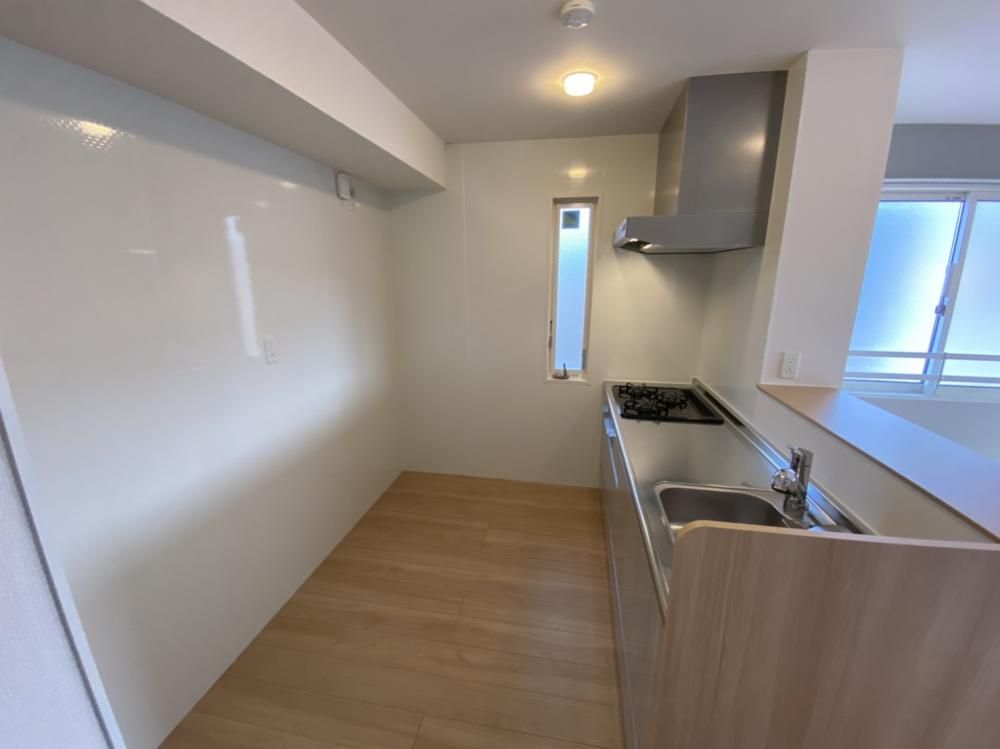 �y�L�b�`���z�@