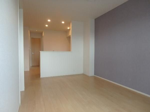 �y���ԁE���r���O�z�@