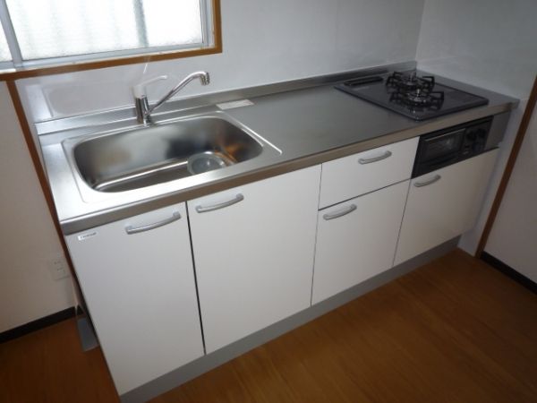 �y�L�b�`���z�@