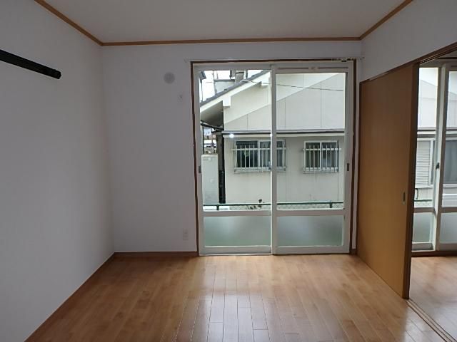 �y�q�������z�@