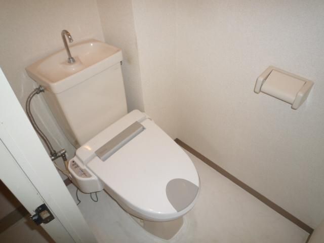 �y�g�C���z�@