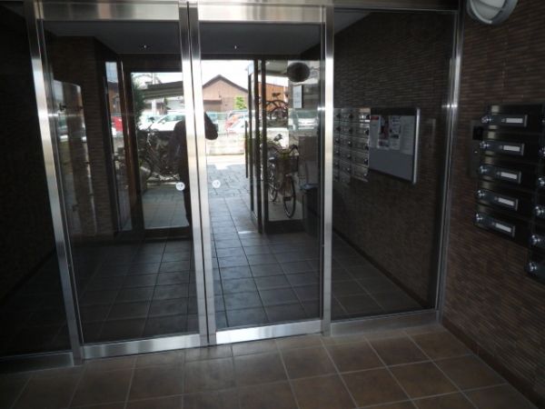 �y�G���g�����X�z�@