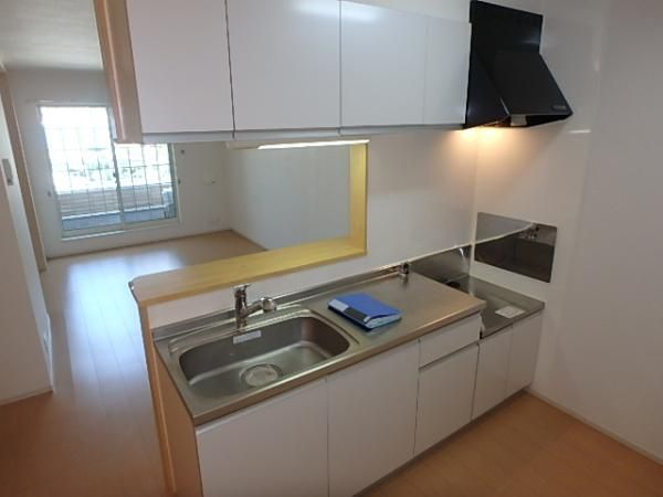 �y�L�b�`���z�@