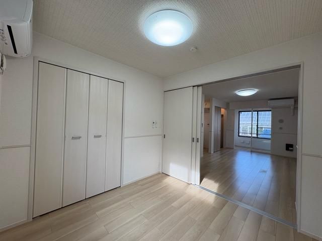 �y�Q���z�@