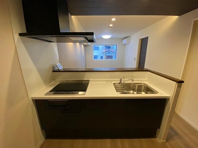 �y�L�b�`���z�@