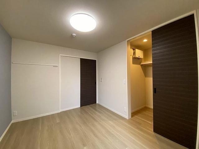 �y�Q���z�@