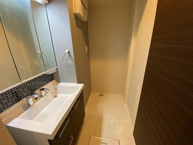 �y���ʏ��z�@