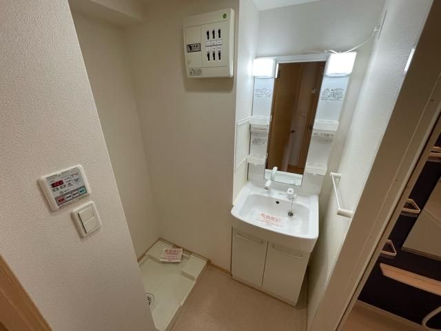 �y���ʏ��z�@