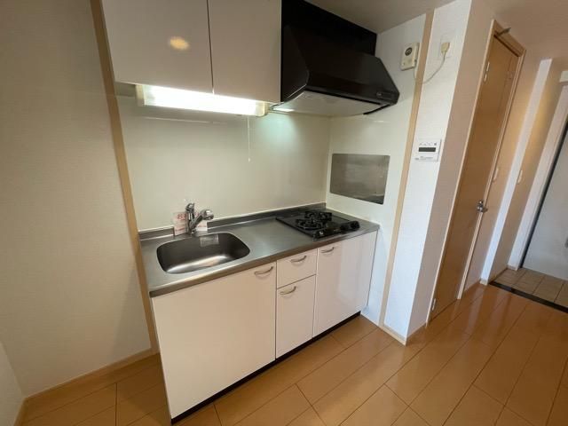 �y�L�b�`���z�@