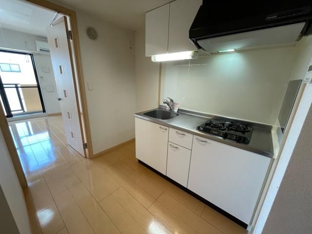 �y�L�b�`���z�@