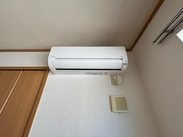 �y���̑��ݔ��z�@