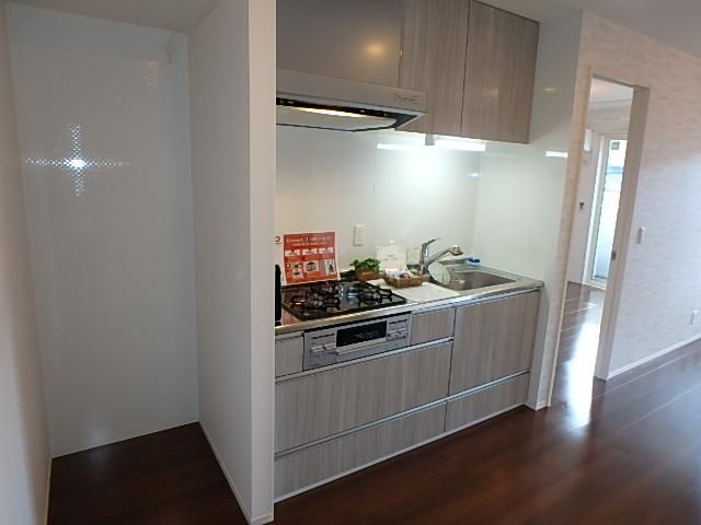 �y�L�b�`���z�@