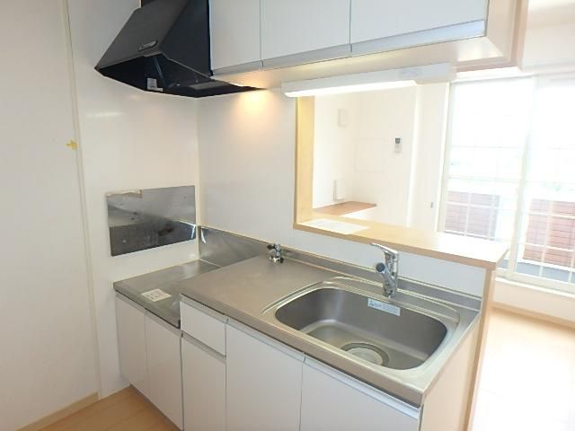 �y�L�b�`���z�@