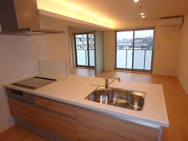 �y�L�b�`���z�@