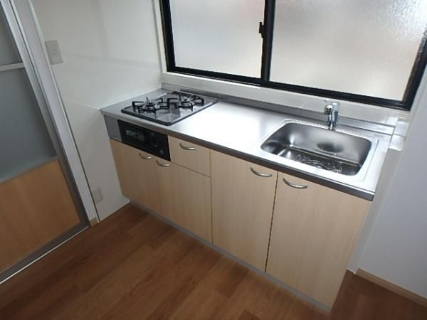 �y�L�b�`���z�@