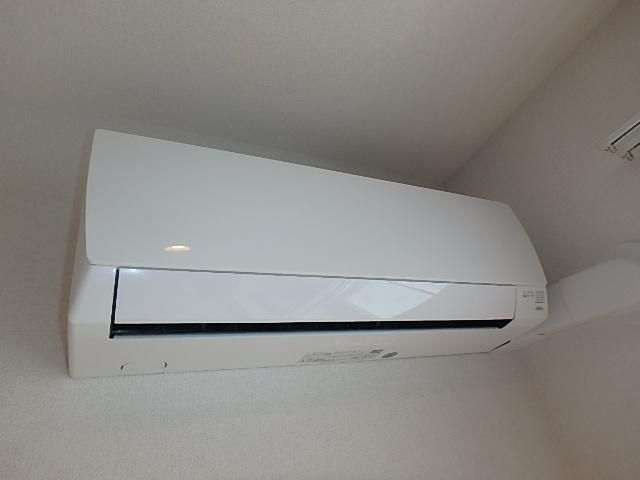 �y���̑��ݔ��z�@