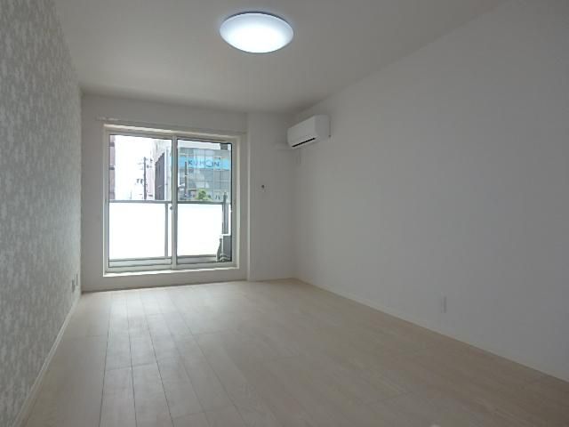 �y���̑������E�X�y�[�X�z�@